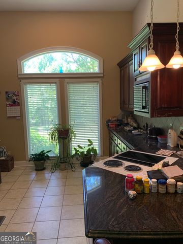 108 Regina Drive NE, Milledgeville, GA 31061