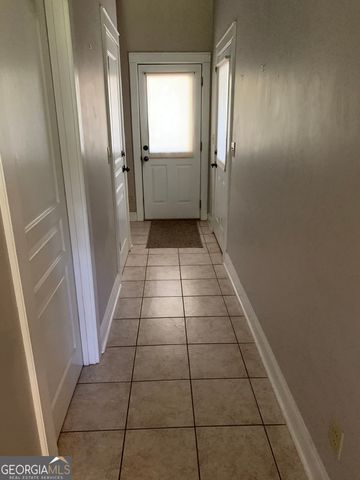 108 Regina Drive NE, Milledgeville, GA 31061