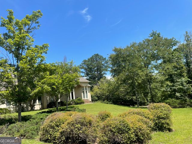 108 Regina Drive NE, Milledgeville, GA 31061