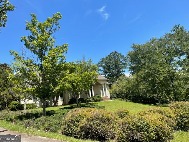 108 Regina Drive NE, Milledgeville, GA 31061