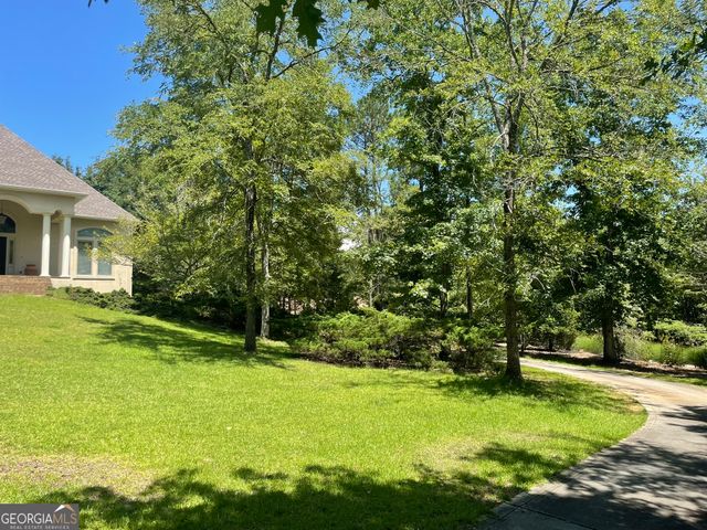 108 Regina Drive NE, Milledgeville, GA 31061