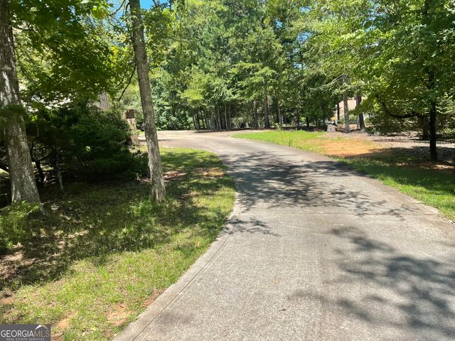 108 Regina Drive NE, Milledgeville, GA 31061