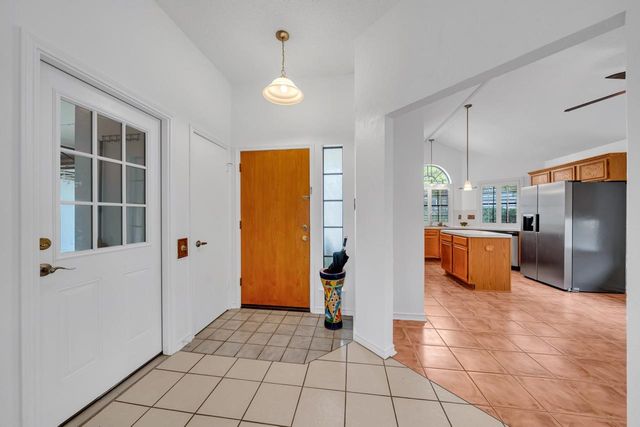 1133 Lago Vista ST, San Marcos, TX 78666