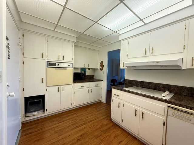 3233 NE 34th Street 1520, Fort Lauderdale, FL 33308