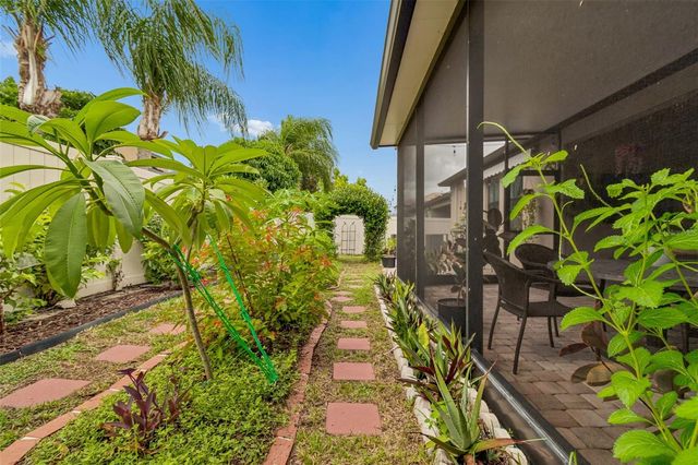 11002 LITTLE BLUE HERON DRIVE, Riverview, FL 33579