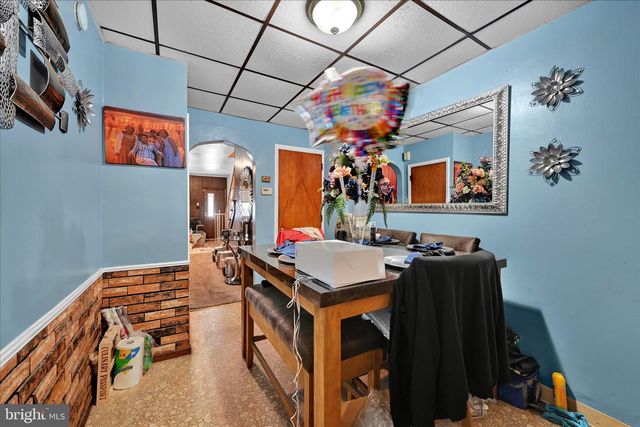 936 N PIKE ST, Reading, PA 19604