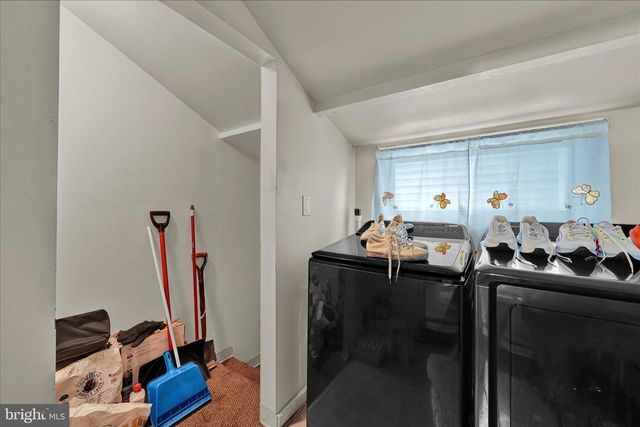 936 N PIKE ST, Reading, PA 19604
