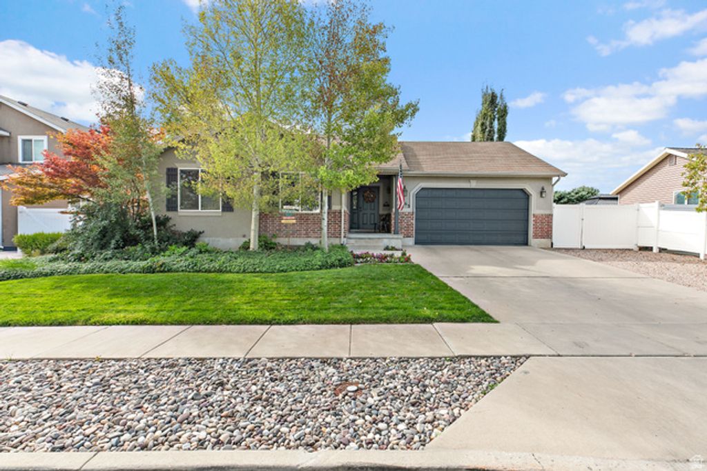 4863 W EMMA MINE DR, Herriman, UT 84096