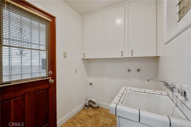 983 W 10th Street, San Pedro, CA 90731