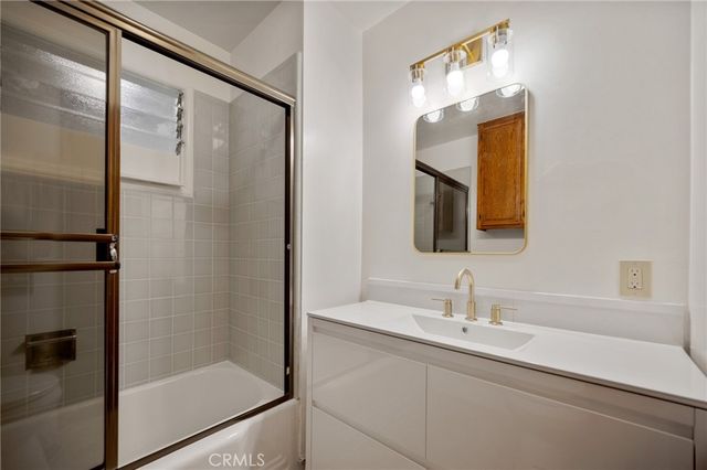 983 W 10th Street, San Pedro, CA 90731