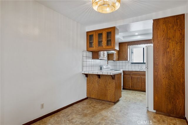 983 W 10th Street, San Pedro, CA 90731