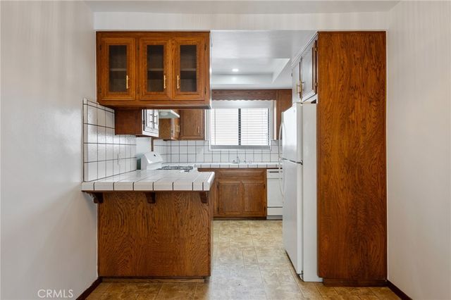 983 W 10th Street, San Pedro, CA 90731