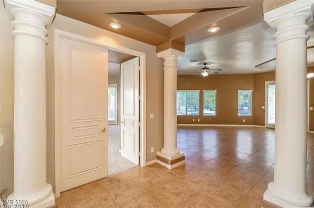 2460 Monarch Bay Drive Drive, Las Vegas, NV 89128