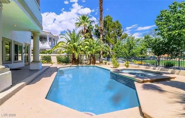 2460 Monarch Bay Drive Drive, Las Vegas, NV 89128