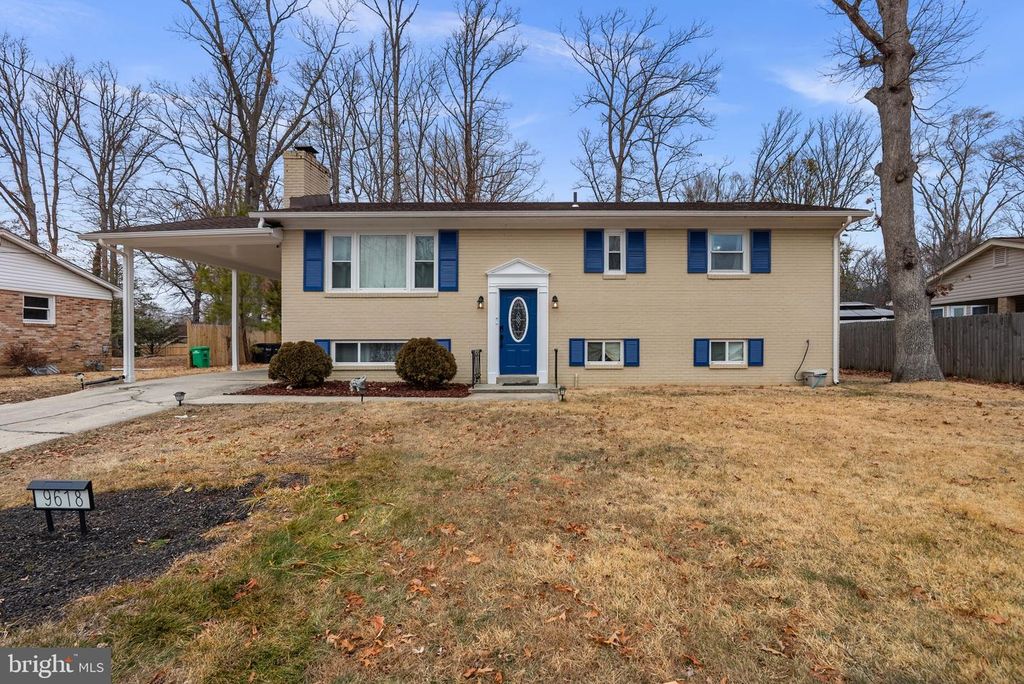 9618 SMALL DR, Clinton, MD 20735