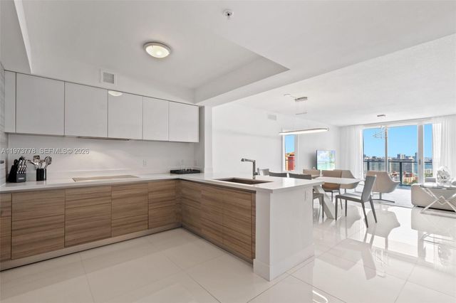 300 Sunny Isles Boulevard 4-1705, Sunny Isles Beach, FL 33160
