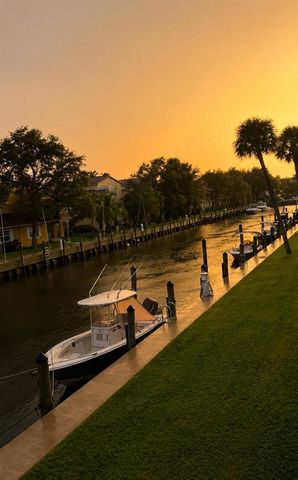 120 Lehane Terrace 206, North Palm Beach, FL 33408