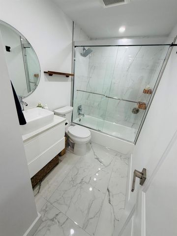 120 Lehane Terrace 206, North Palm Beach, FL 33408
