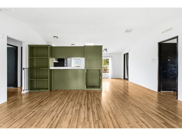 93295 TERRITORIAL Hwy 5, Junction City, OR 97448