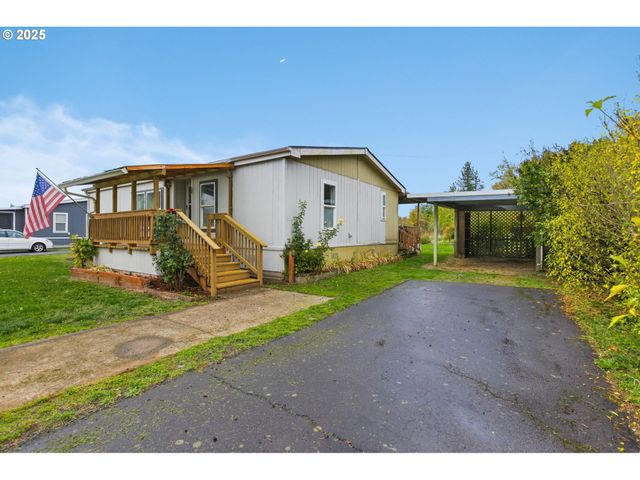 93295 TERRITORIAL Hwy 5, Junction City, OR 97448