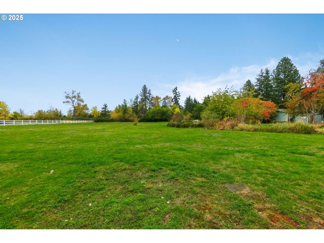 93295 TERRITORIAL Hwy 5, Junction City, OR 97448