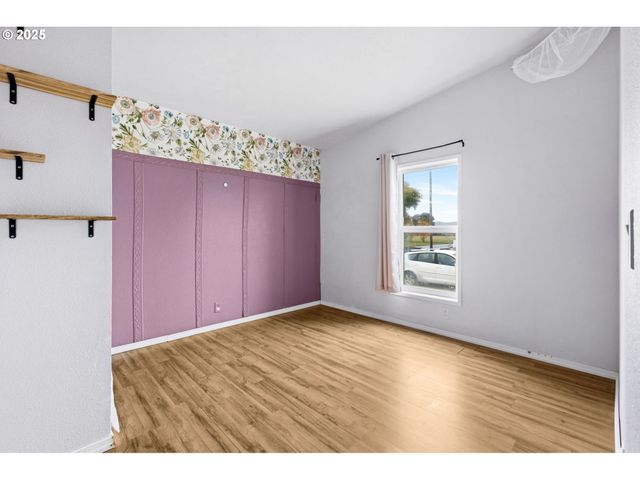 93295 TERRITORIAL Hwy 5, Junction City, OR 97448