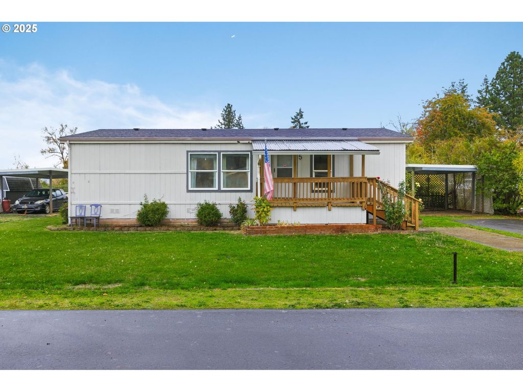 93295 TERRITORIAL Hwy 5, Junction City, OR 97448