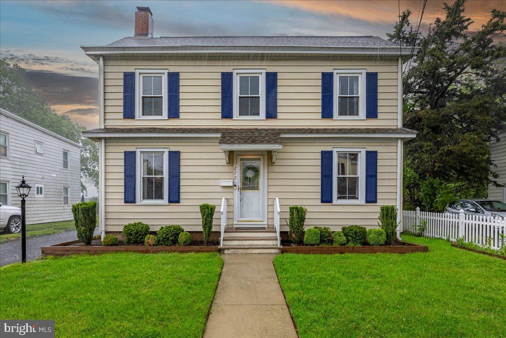 272 MAIN ST, Hamilton, NJ 08620