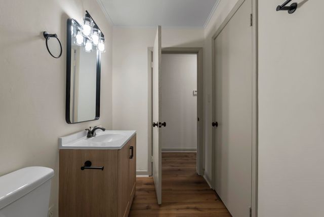 100 Whitener Avenue, Spartanburg, SC 29306