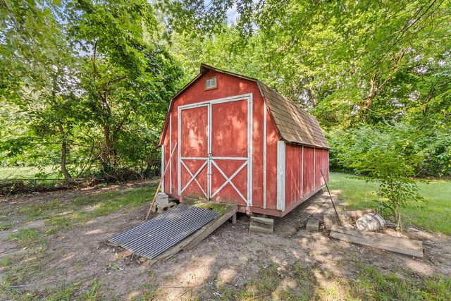 1738 N Oak Grove Avenue, Springfield, MO 65803