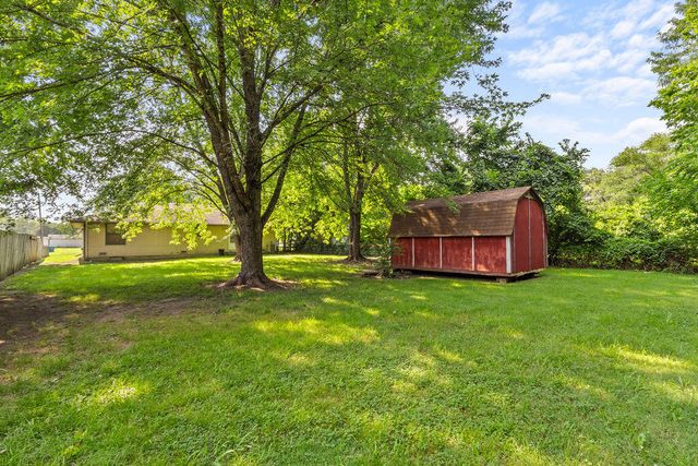 1738 N Oak Grove Avenue, Springfield, MO 65803