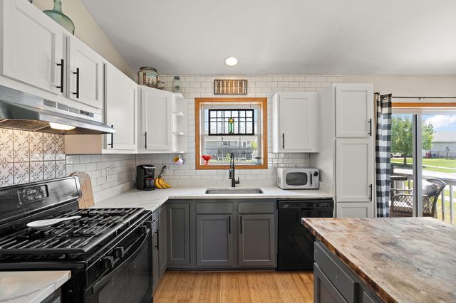 13455 Robin Drive, Cedar Lake, IN 46303