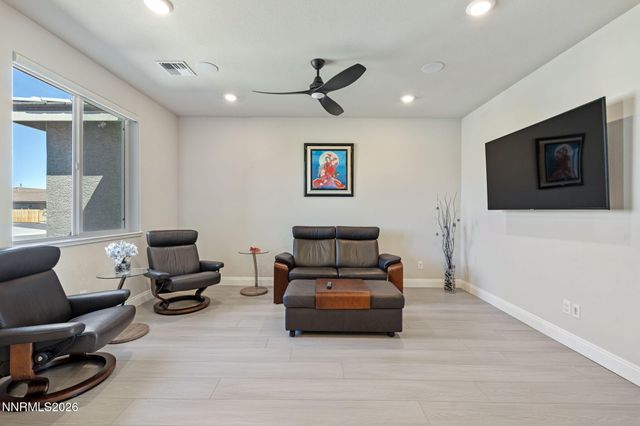 1018 Carico Valley Place, Sparks, NV 89441