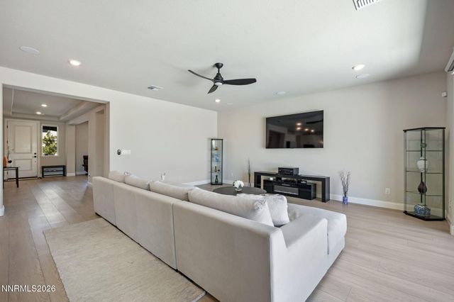 1018 Carico Valley Place, Sparks, NV 89441