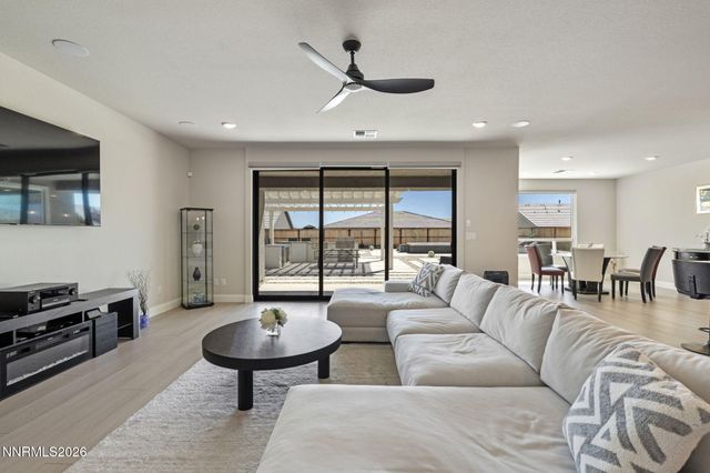 1018 Carico Valley Place, Sparks, NV 89441