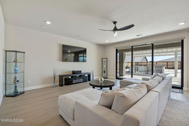 1018 Carico Valley Place, Sparks, NV 89441