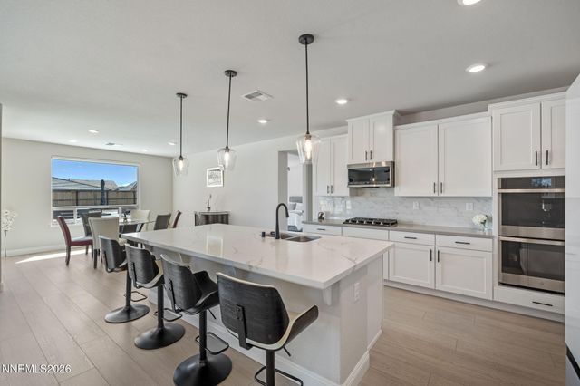 1018 Carico Valley Place, Sparks, NV 89441
