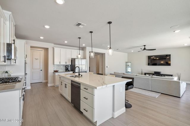 1018 Carico Valley Place, Sparks, NV 89441