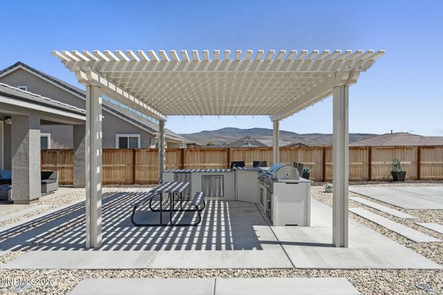 1018 Carico Valley Place, Sparks, NV 89441