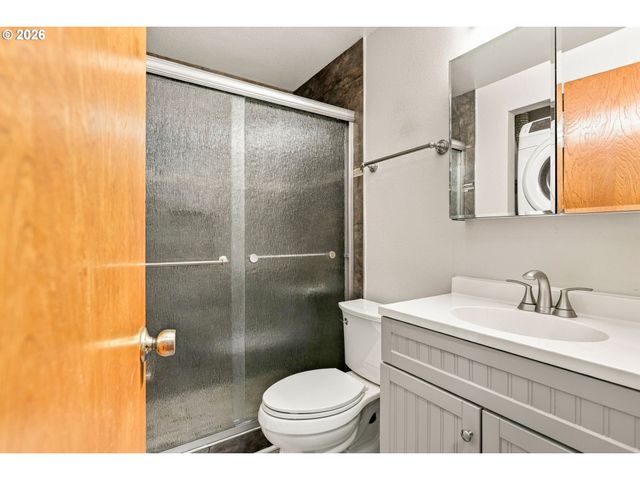 29720 Sw COURTSIDE Dr 52, Wilsonville, OR 97070