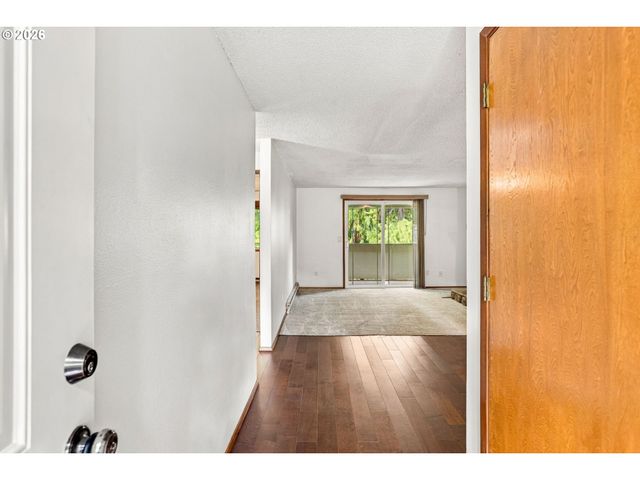 29720 Sw COURTSIDE Dr 52, Wilsonville, OR 97070