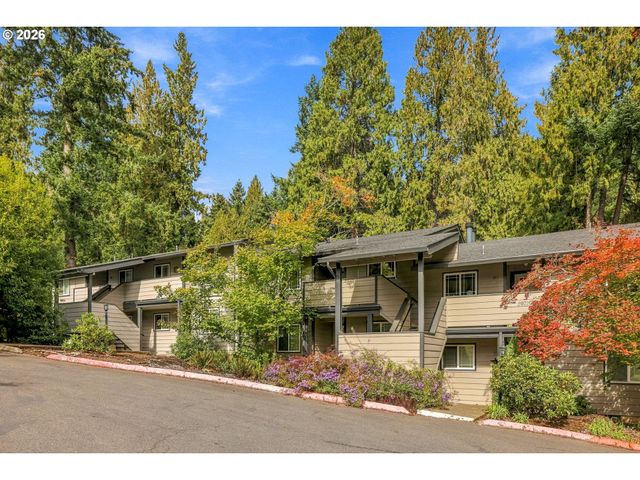 29720 Sw COURTSIDE Dr 52, Wilsonville, OR 97070