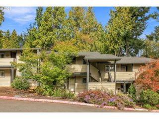 29720 Sw COURTSIDE Dr 52, Wilsonville, OR 97070