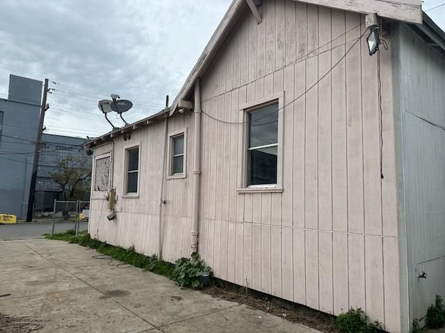 1024 50Th Ave, Oakland, CA 94601