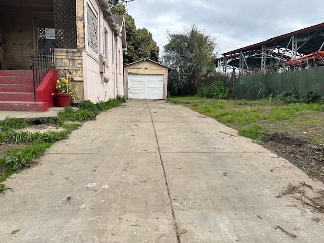 1024 50Th Ave, Oakland, CA 94601