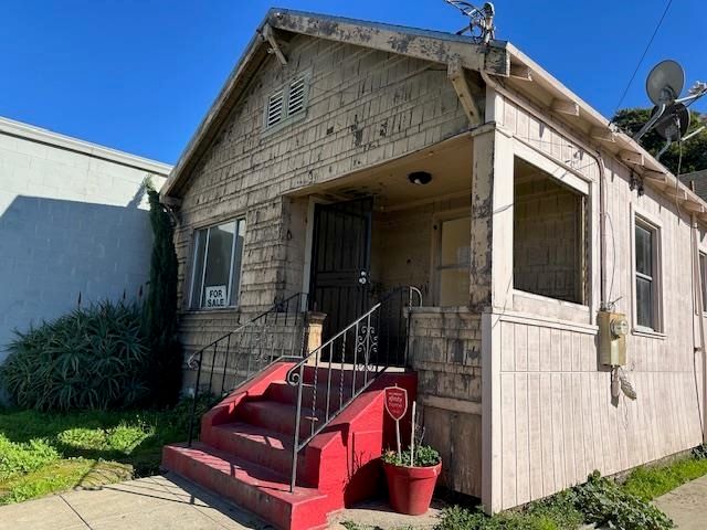 1024 50Th Ave, Oakland, CA 94601