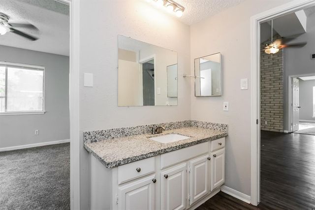 526 Reecewood Lane, Missouri City, TX 77489