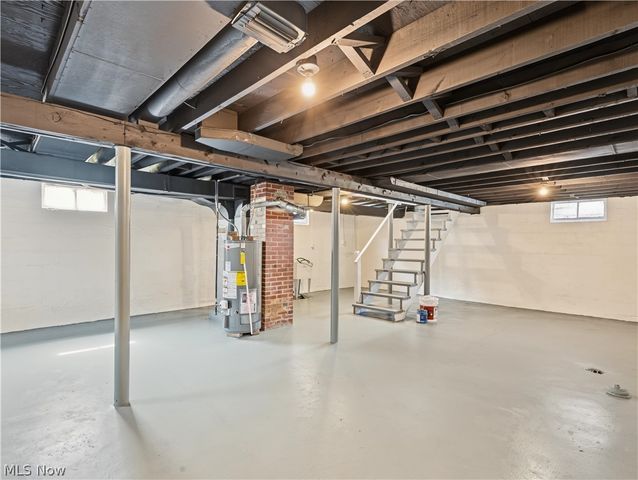 1064 Ray Street, Akron, OH 44306