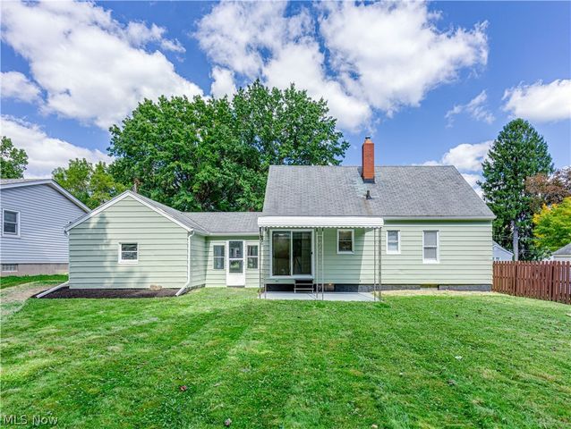 1064 Ray Street, Akron, OH 44306