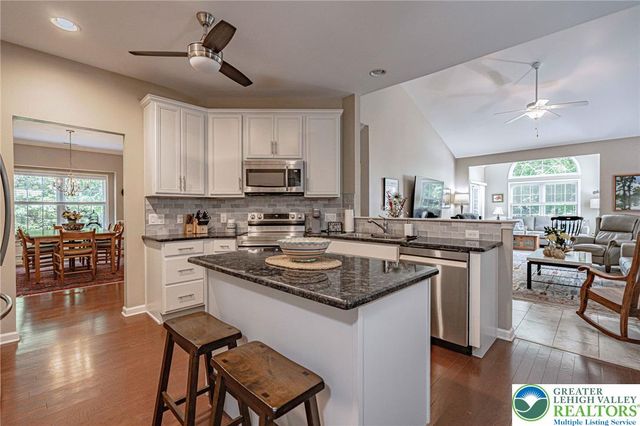 5311 Glory Way, Hanover Twp, PA 18017